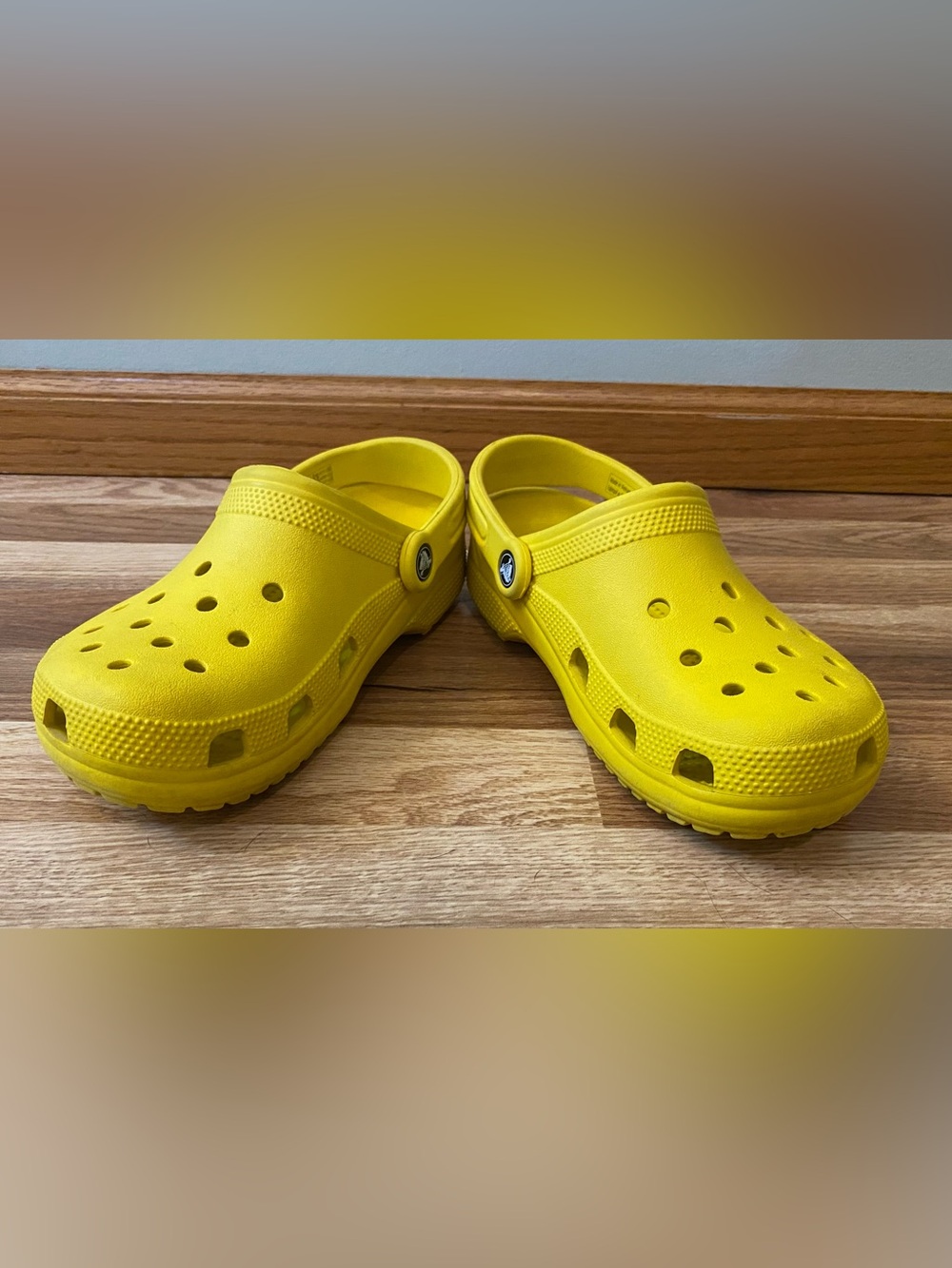 Crocs Classic Clog Yellow Women's US 8 / Men’s 6 Unisex